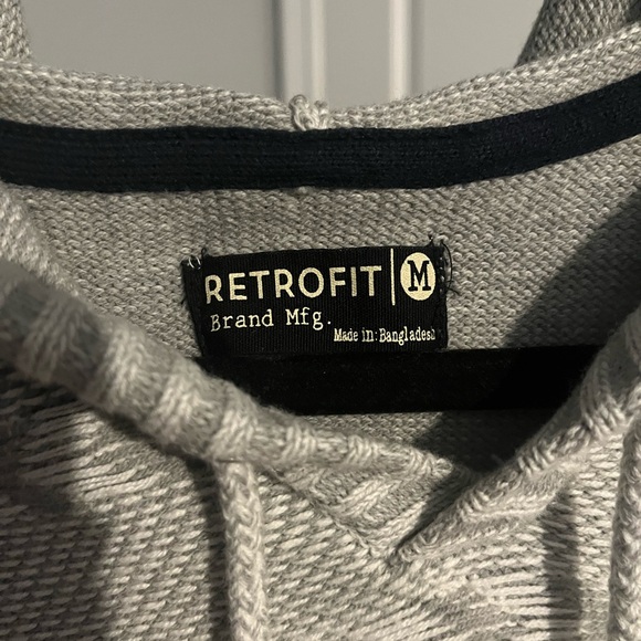 Light grew woven knit sweater - Picture 4 of 4